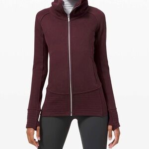 Lululemon Radiant Jacket II in Cassis. Sz 10.